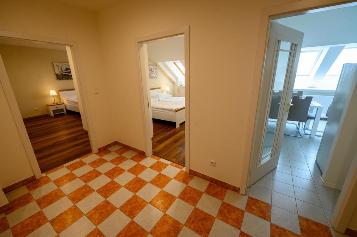 Apartman U Krale - 2 Jičín Exterior foto